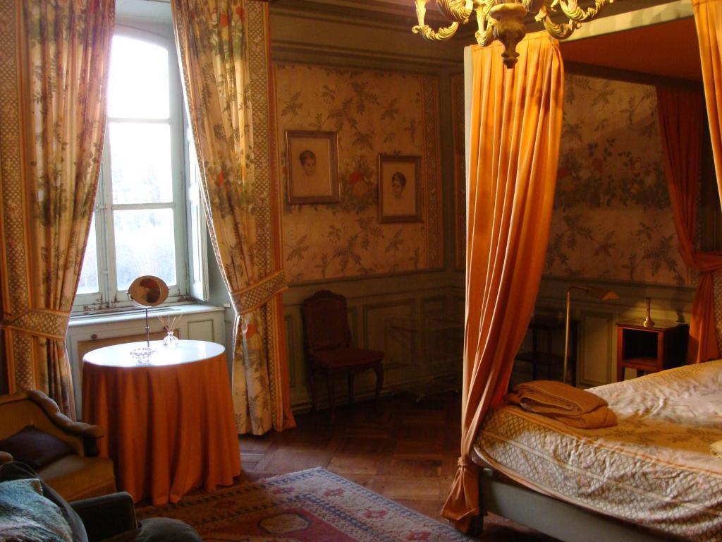 Le Chateau D'Ailly Parigny  Pokój zdjęcie